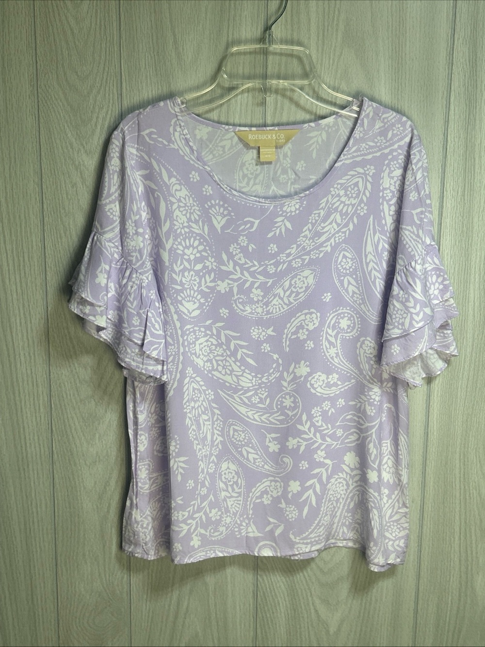 Roebuck & Co. Lavender With White Paisley Print Ruffled Short Sleeves Medium